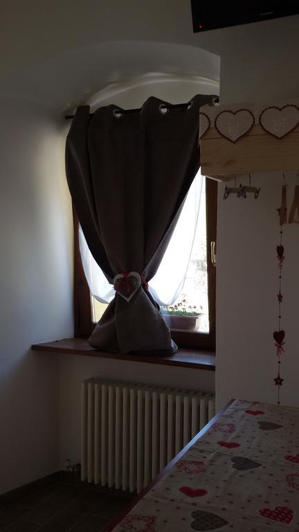לינה וארוחת בוקר Doues Maison Torrent חדר תמונה